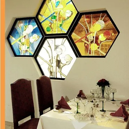 城堡酒店 3* 奥特罗特